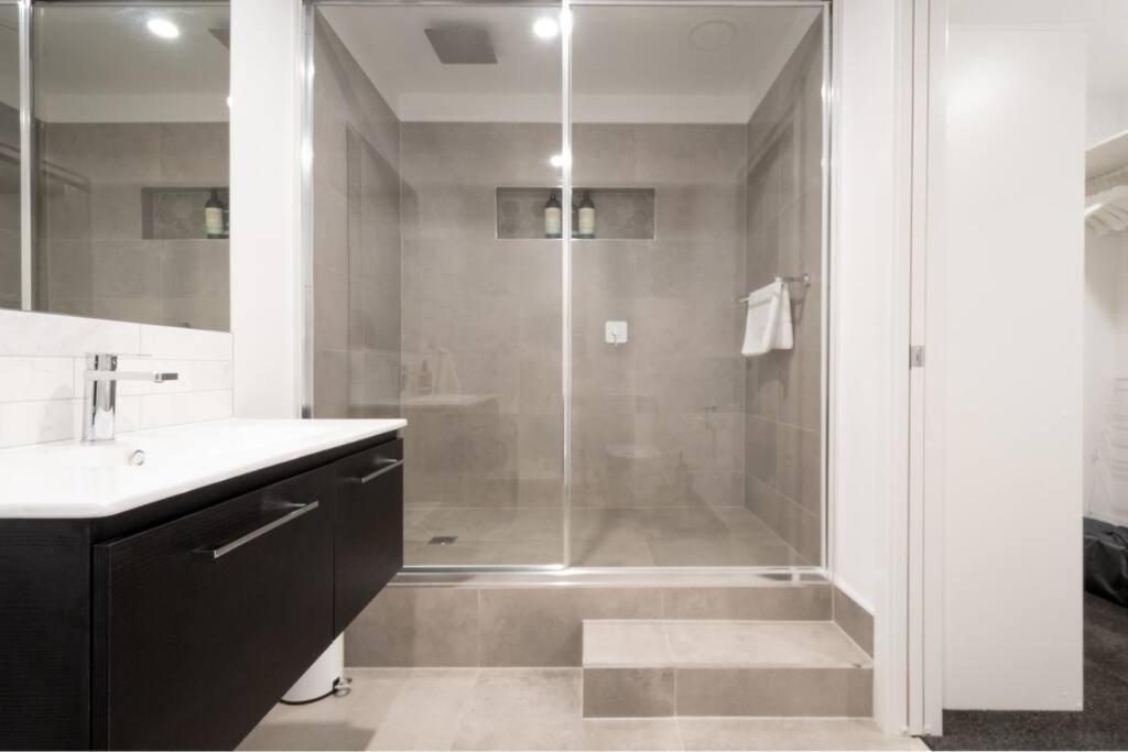 Central Modern 2 Bedroom With Wifi Launceston Esterno foto