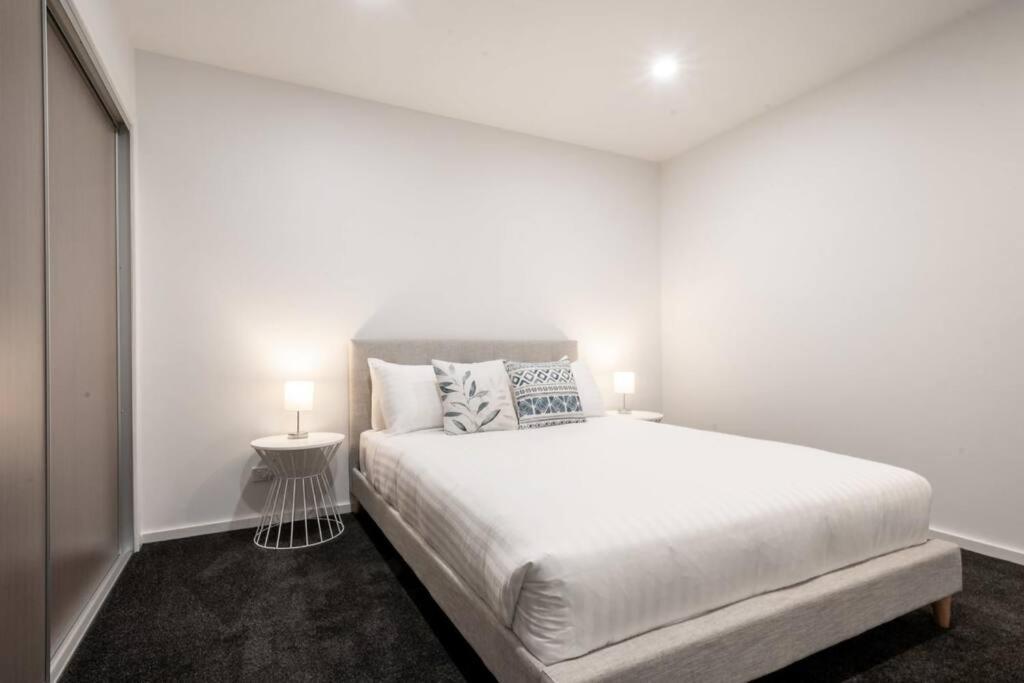 Central Modern 2 Bedroom With Wifi Launceston Esterno foto