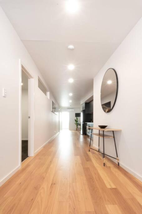 Central Modern 2 Bedroom With Wifi Launceston Esterno foto